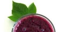 How to Make a Healthy Smoothie with Frozen Blueberries How to Make a Healthy Smoothie with Frozen Blueberries