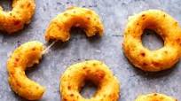 Pandebono: Colombian Cheese Bread Pandebono: Colombian Cheese Bread