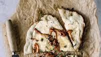 Mushroom pizza bianca Mushroom pizza bianca