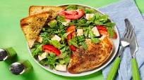 Chicken with Arugula Caprese Salad & Herbed Ciabatta Toast Points Chicken with Arugula Caprese Salad & Herbed Ciabatta Toast Points