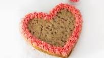 Valentine Heart Cookie Cake (without a pan!) Valentine Heart Cookie Cake (without a pan!)