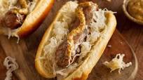 What to Serve with Bratwurst (14 Savory Side Dishes) What to Serve with Bratwurst (14 Savory Side Dishes)