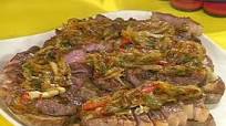 Garlic-Buttered Sliced Steak with Onions Garlic-Buttered Sliced Steak with Onions