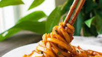Easy 15-Minute Yaki Udon (Stir Fried Udon Noodles) Easy 15-Minute Yaki Udon (Stir Fried Udon Noodles)