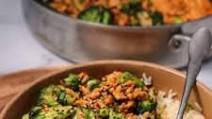 Honey Sriracha Ground Chicken and Broccoli Honey Sriracha Ground Chicken and Broccoli