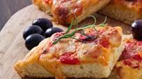 Labai greitai pagaminama itališka duona „Focaccia“ Labai greitai pagaminama itališka duona „Focaccia“