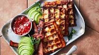 Spaghetti and double cheese waffles with crispy bacon Spaghetti and double cheese waffles with crispy bacon
