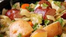 Slow Cooker Smoked Sausage, Potato and Vegetable Bowl Slow Cooker Smoked Sausage, Potato and Vegetable Bowl