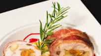 Pork Tenderloin Stuffed With Apples and Dried Fruits Pork Tenderloin Stuffed With Apples and Dried Fruits