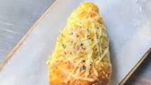 How To Make Pizza Cones (with Pepperoni and Ricotta) How To Make Pizza Cones (with Pepperoni and Ricotta)