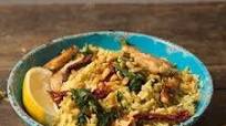 Tuscan Chicken Skillet with Kale & Sun-Dried Tomatoes Tuscan Chicken Skillet with Kale & Sun-Dried Tomatoes