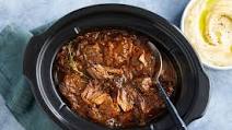 Slow cooker braised steak and onions recipe Slow cooker braised steak and onions recipe