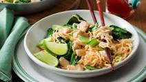 Sweet chilli chicken noodles Sweet chilli chicken noodles