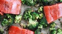 Asian Salmon With Broccoli: One Pan Wonder Asian Salmon With Broccoli: One Pan Wonder