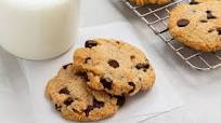 Keto Crunchy Chocolate Chip Cookies Keto Crunchy Chocolate Chip Cookies