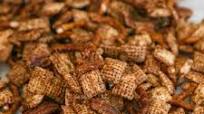 Spicy Maple Chex Mix with Pecans and Pretzels Spicy Maple Chex Mix with Pecans and Pretzels