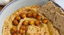 Roasted Garlic Hummus Without Tahini