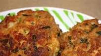 Salmon and Shrimp Cakes Salmon and Shrimp Cakes