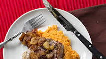 Pork Chops with Ginger Fried Apples Pork Chops with Ginger Fried Apples