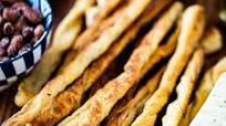 Grissini (Italian Breadsticks) Grissini (Italian Breadsticks)