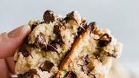 Thick and Hearty Chocolate Chip Cookies Thick and Hearty Chocolate Chip Cookies