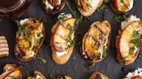Grilled Peach Crostini Recipe with Mascarpone and Honey Grilled Peach Crostini Recipe with Mascarpone and Honey