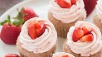 Strawberry Cupcakes with Strawberry Frosting Strawberry Cupcakes with Strawberry Frosting