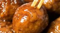 Easy Grape Jelly Meatballs (Instant Pot) Easy Grape Jelly Meatballs (Instant Pot)