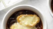 Slow-Cooked French Onion Soup Slow-Cooked French Onion Soup