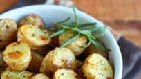 Simple Herb Roasted Potatoes Simple Herb Roasted Potatoes