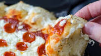 Skillet Pizza Dip Skillet Pizza Dip