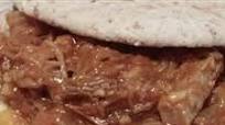 Carne de res a la cerveza a la barbacoa cocida a fuego lento Carne de res a la cerveza a la barbacoa cocida a fuego lento