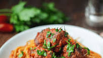 Creative Ways to Use Leftover Spaghetti Sauce and Meatballs Creative Ways to Use Leftover Spaghetti Sauce and Meatballs