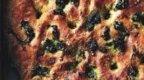 Foccacia med ramsløgssalt Foccacia med ramsløgssalt