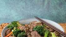 Beef & Broccoli (牛肉炒西蘭花) Beef & Broccoli (牛肉炒西蘭花)