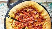 Mozzarella stuffed crust pizza Mozzarella stuffed crust pizza