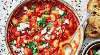 Gigantes plaki (Greek baked beans) Gigantes plaki (Greek baked beans)