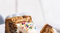 Chocolate Chip Cookie Cake Chocolate Chip Cookie Cake