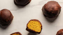 Pumpkin Pie Truffles Pumpkin Pie Truffles