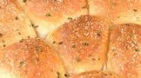 Easiest Rhodes Rolls (Frozen Dinner Rolls w/ Butter and Herbs) Easiest Rhodes Rolls (Frozen Dinner Rolls w/ Butter and Herbs)