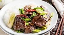 Scallion Beef Stir Fry (葱爆牛肉) Scallion Beef Stir Fry (葱爆牛肉)