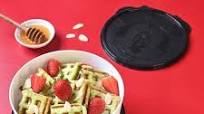 Waffle Pandan Strawberry Waffle Pandan Strawberry