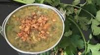 Hara matar palak khatta (green peas spiach saag) Hara matar palak khatta (green peas spiach saag)