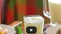 Agua fresca de coco con piña Agua fresca de coco con piña