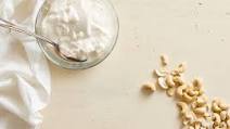 Low-Fat Homemade Nut Yogurt Low-Fat Homemade Nut Yogurt