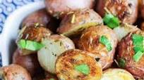 Herb and Garlic Roasted Baby Red Potatoes Herb and Garlic Roasted Baby Red Potatoes