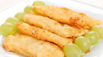 Kids Will Love These Breaded Mozzarella Sandwiches Kids Will Love These Breaded Mozzarella Sandwiches