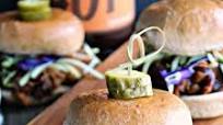 Slow Cooker Beer Braised Pulled Pork Slow Cooker Beer Braised Pulled Pork