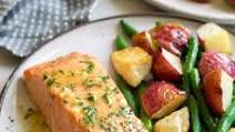 Baked Salmon with Buttery Honey Mustard Sauce Baked Salmon with Buttery Honey Mustard Sauce