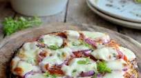 Low-Calorie Cauliflower Crust Pizza (Gluten Free) Low-Calorie Cauliflower Crust Pizza (Gluten Free)